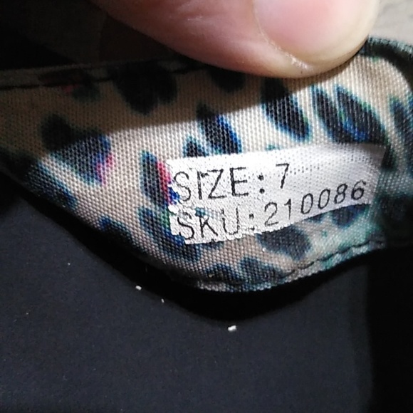 BLUE FIN FLIP FLOPS - Picture 5 of 7